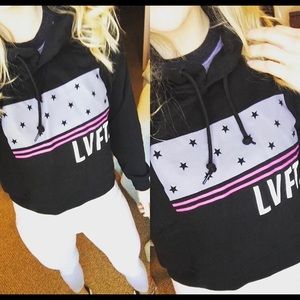 Live Fit cropped hoodie!